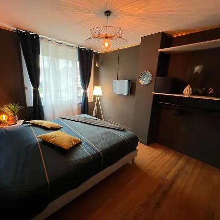 Holiday home Maison Des Sens